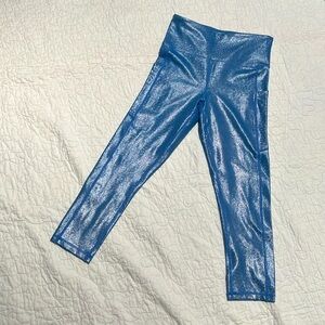 Zyia blue mermaid light n’ tight hi-rise capri. 20”